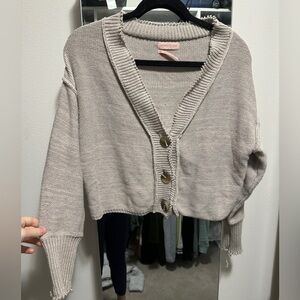 Urban Outfitters Beige Oversized Knit Cardigan size Small